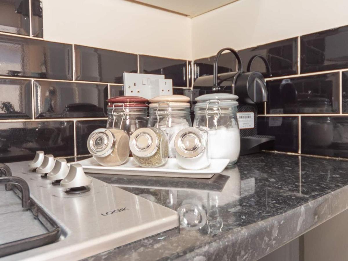 Bellaliving 2 Bedroom Apartment - Luton Luton (Bedfordshire) Exterior photo